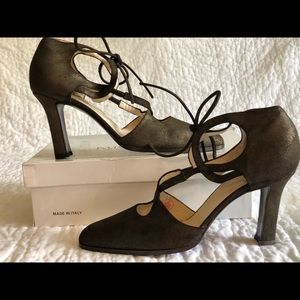 SOLDGorgeous Giorgio Armani Heels